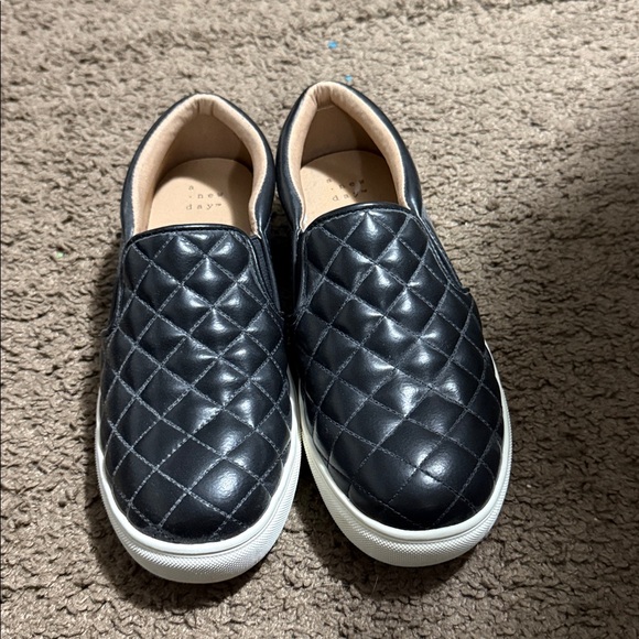 a new day Black Quilted Slip-On Loafers - Picture 1 of 5